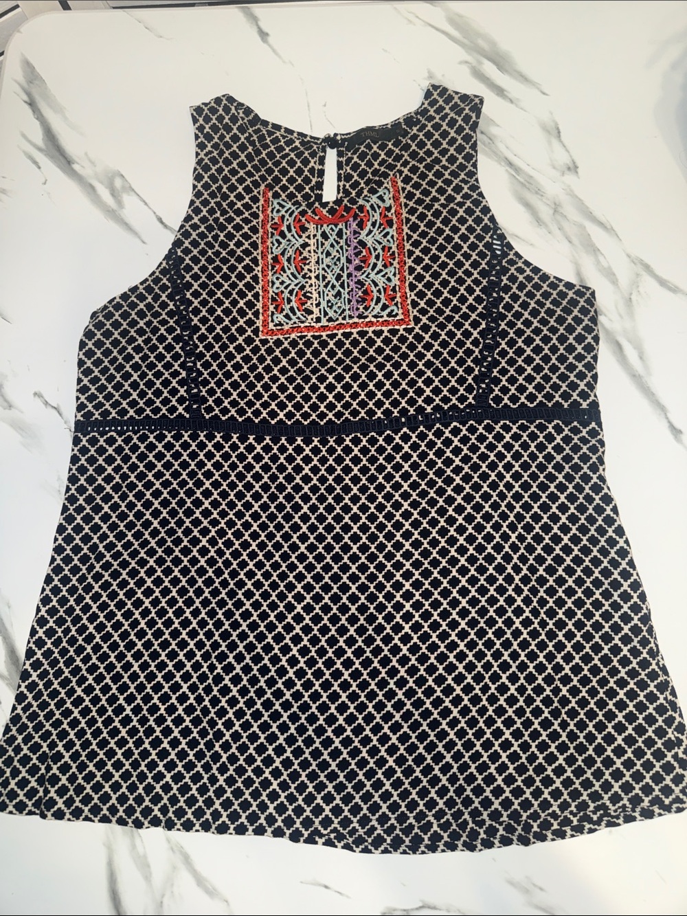 THML Navy and White Sleeveless Tank with Embroidered Front Panel Size Small